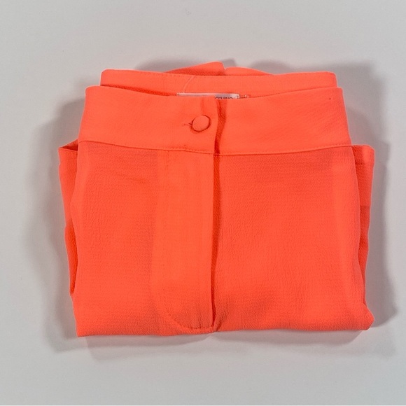 Scalloped Shorts Size L - Picture 6 of 6